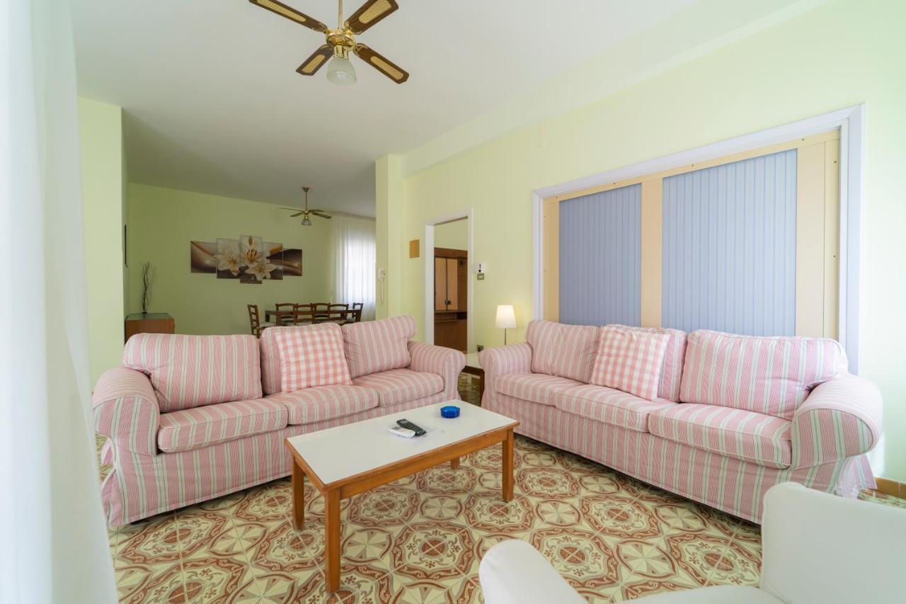 Casa Vacanza San Pietro Maiori Esterno foto