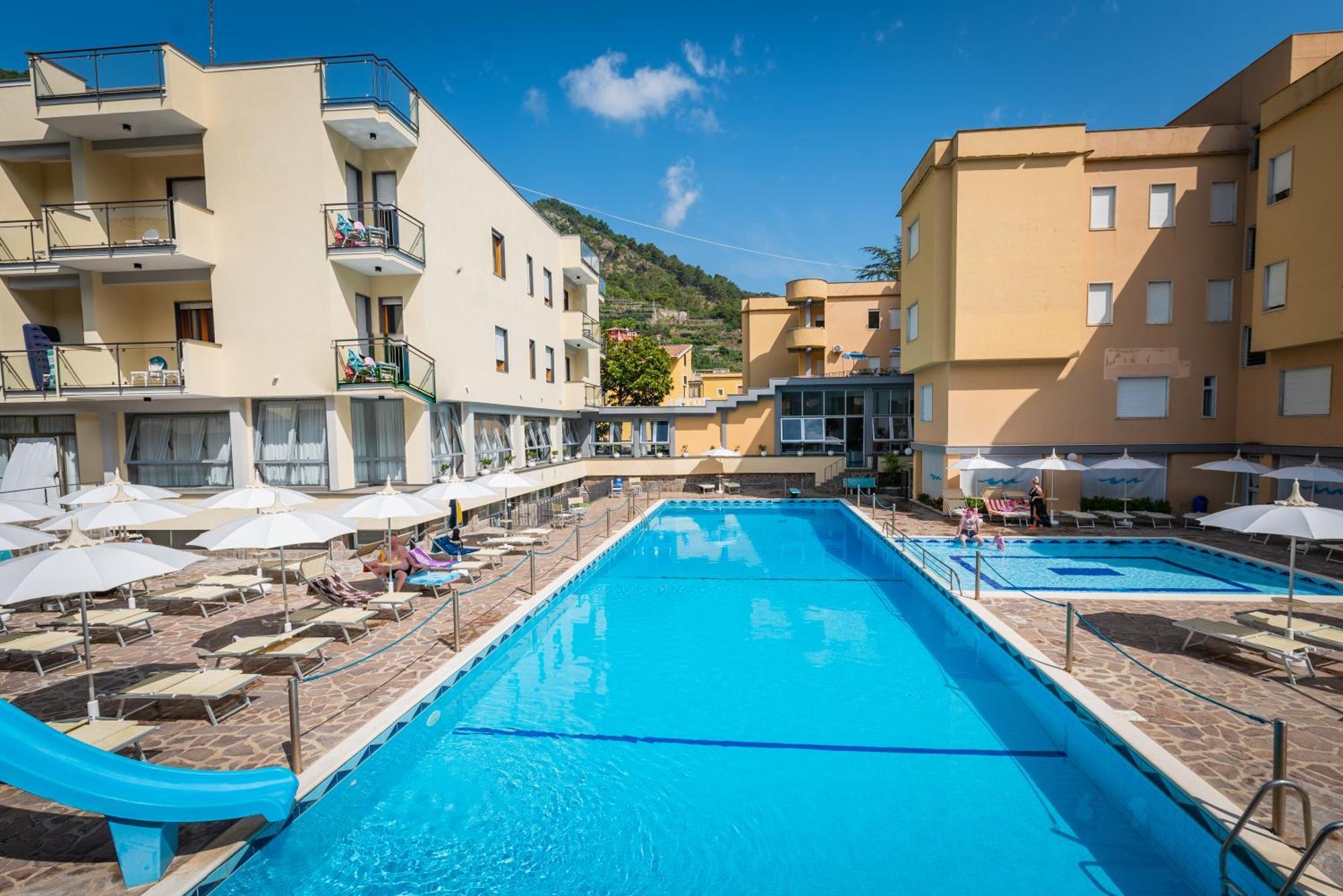 Casa Vacanza San Pietro Maiori Esterno foto
