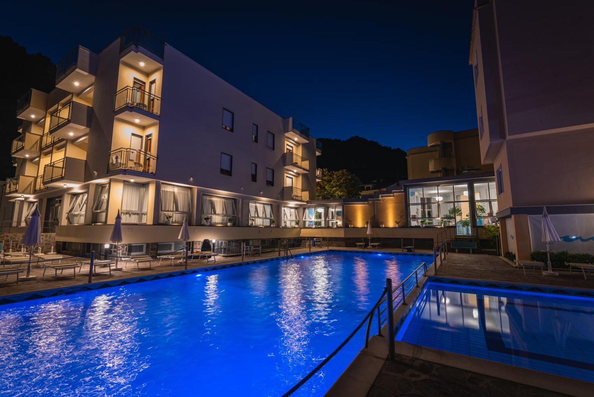 Casa Vacanza San Pietro Maiori Esterno foto